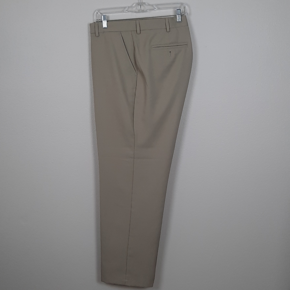 Greg Norman Khaki  Golf Slacks ⛳  Size  42x30